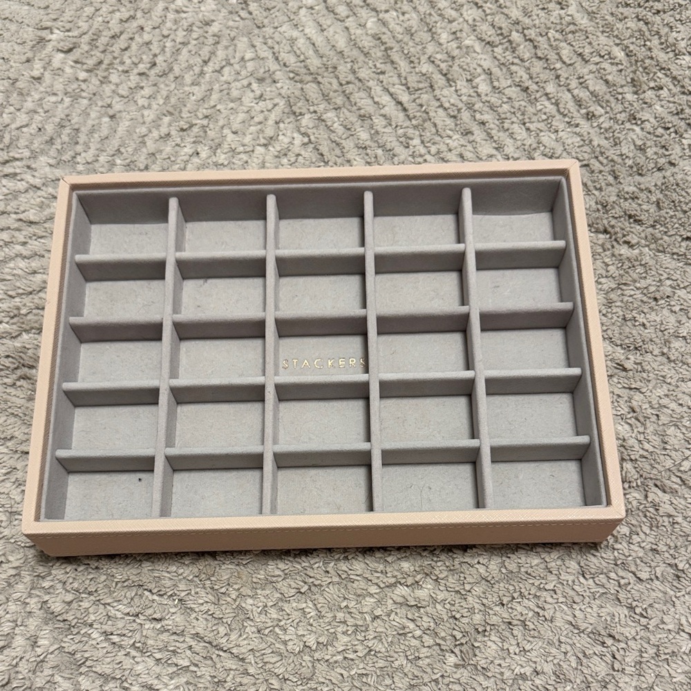 Stackers Pink and Gray Classic 25 Section Tray Jewelry Organizer